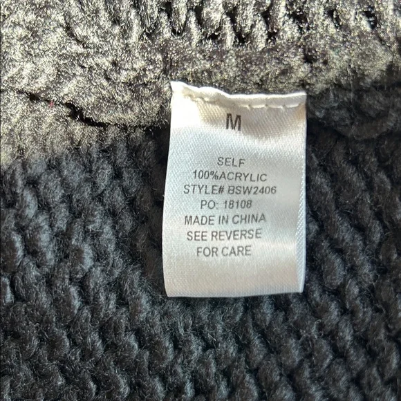 🌼 BAEVELY Black Daisy Knit Cardigan – Size M (NWT) - Picture 6 of 6